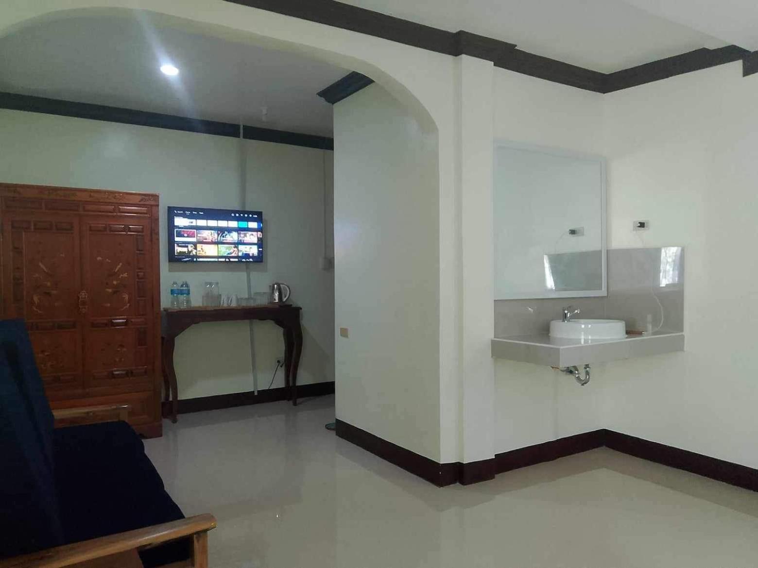 Balai Mariacaria Pension House Guindulman Exterior photo